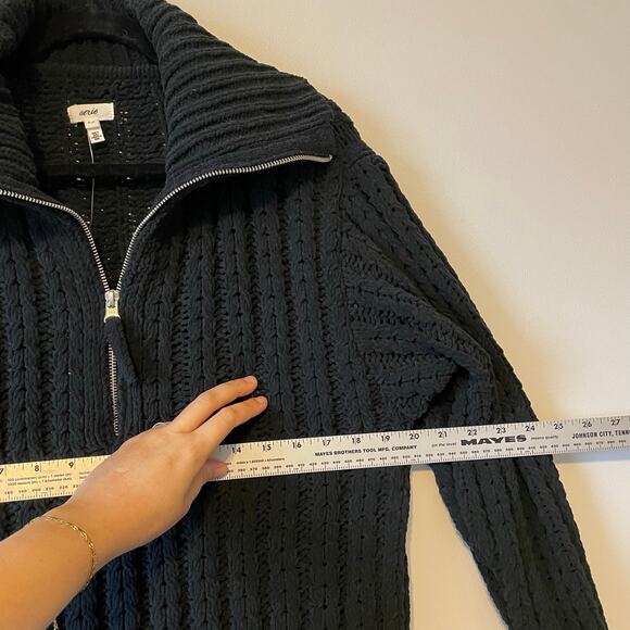 NWT Aerie Cable Car Quarter Zip Sweater Black Chenille size S - Picture 13 of 13